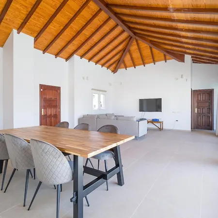 Lobos With Private Pool And Bbq Villa