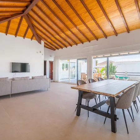 Lobos With Private Pool And Bbq Vila