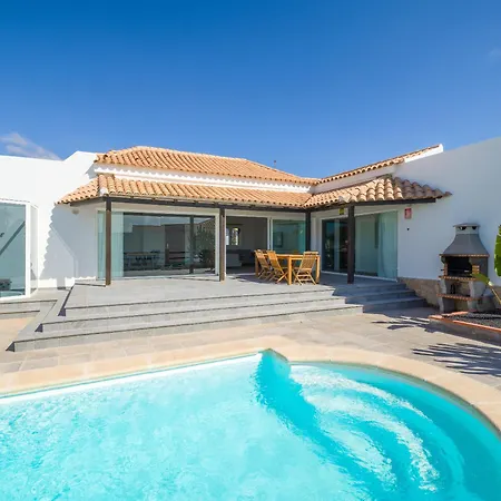 Lobos With Private Pool And Bbq Villa