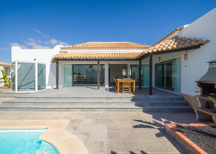 Lobos With Private Pool And Bbq * カレタ・デ・フステ